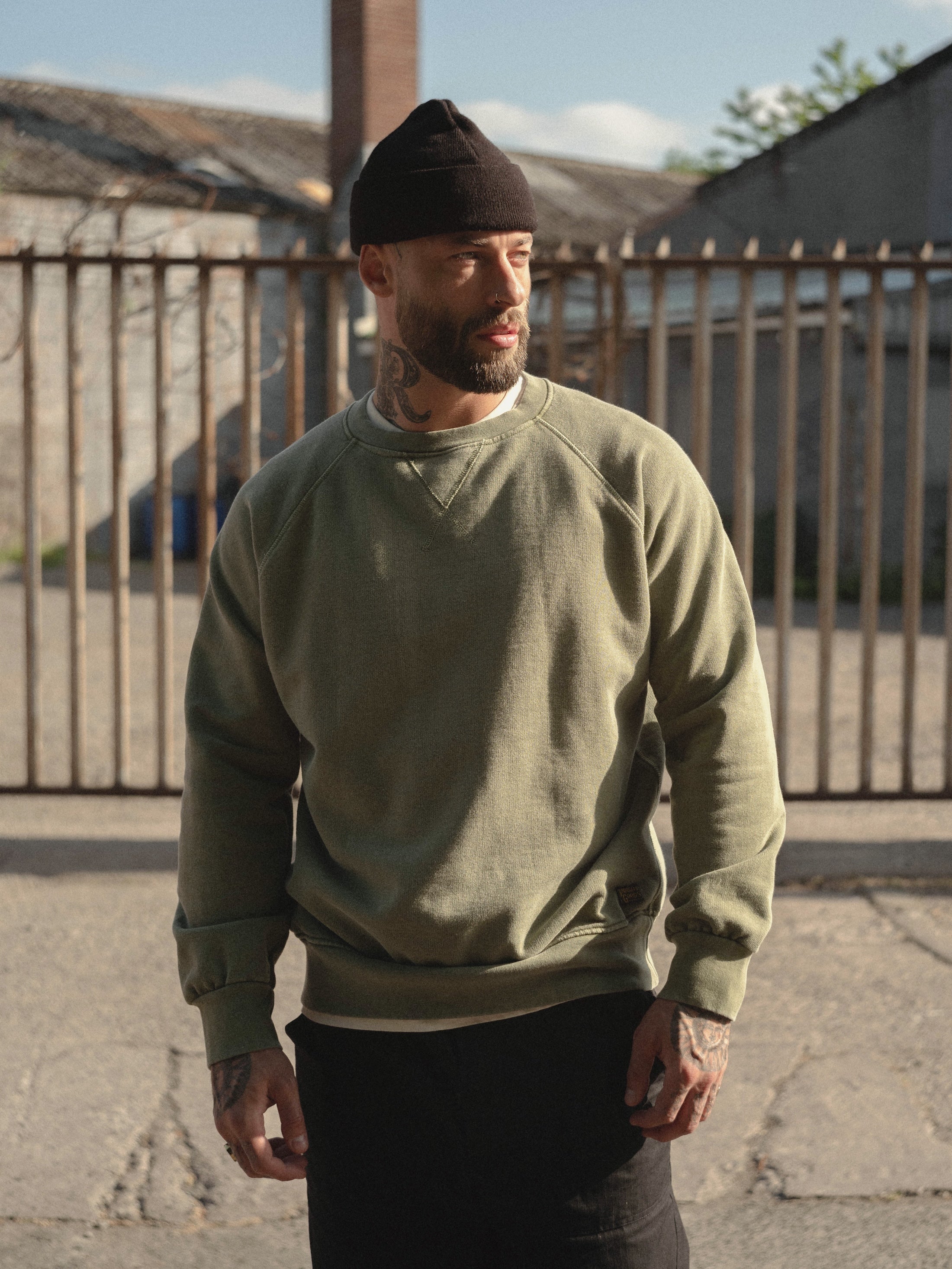 English Sweatshirt - Green Tropic