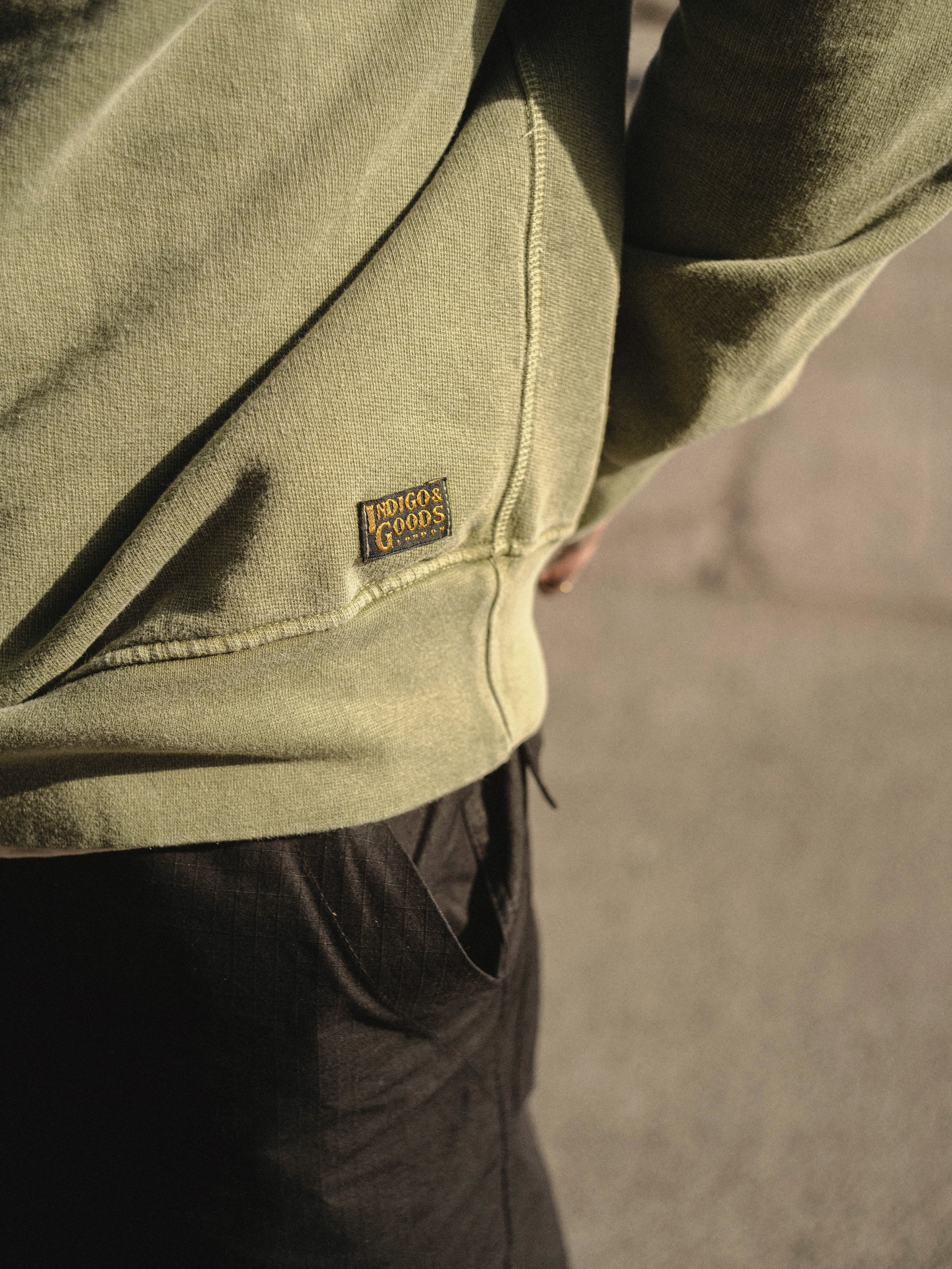 English Sweatshirt - Green Tropic