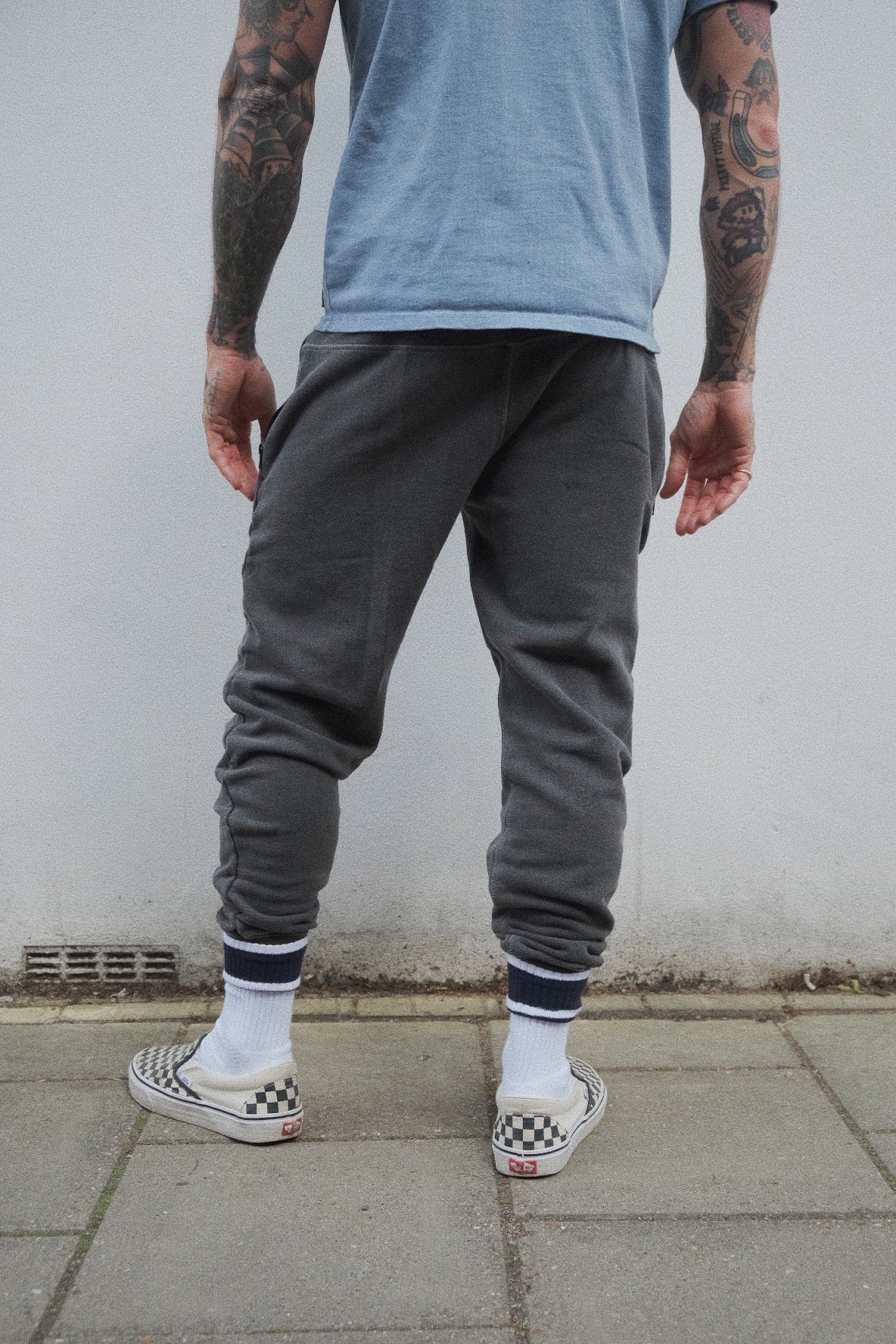 English Jogger  - Washed Charcoal