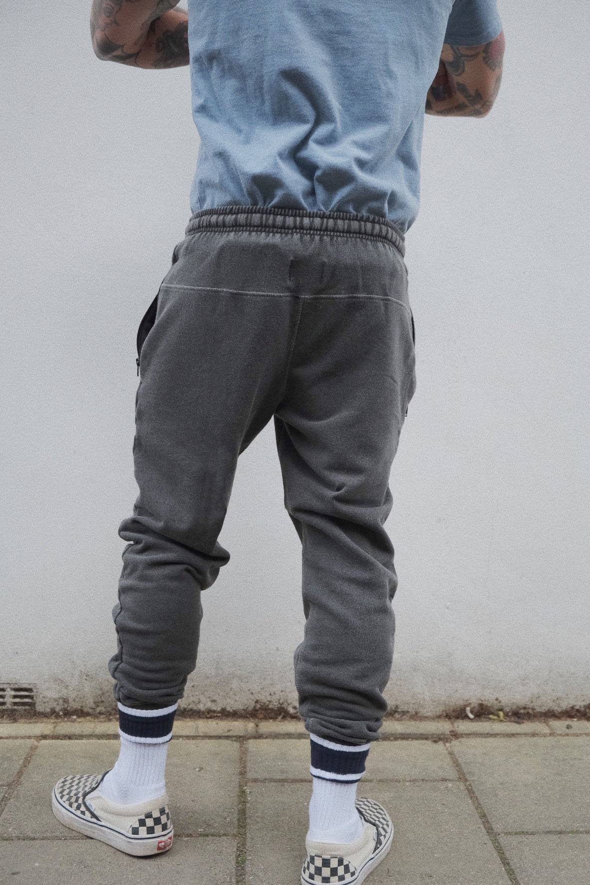 English Jogger  - Washed Charcoal