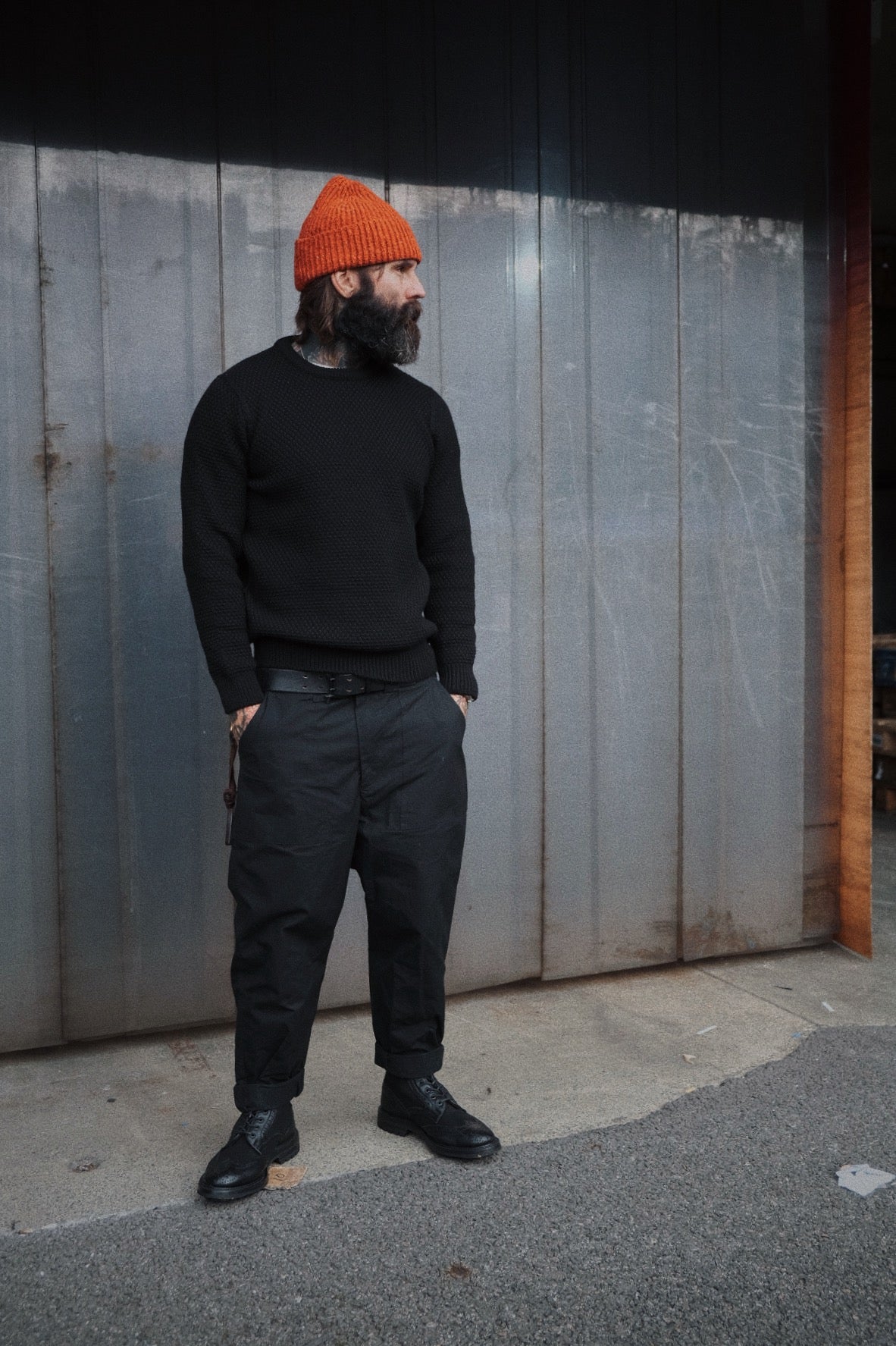 Assault Sweater - SLIM ARM - Black