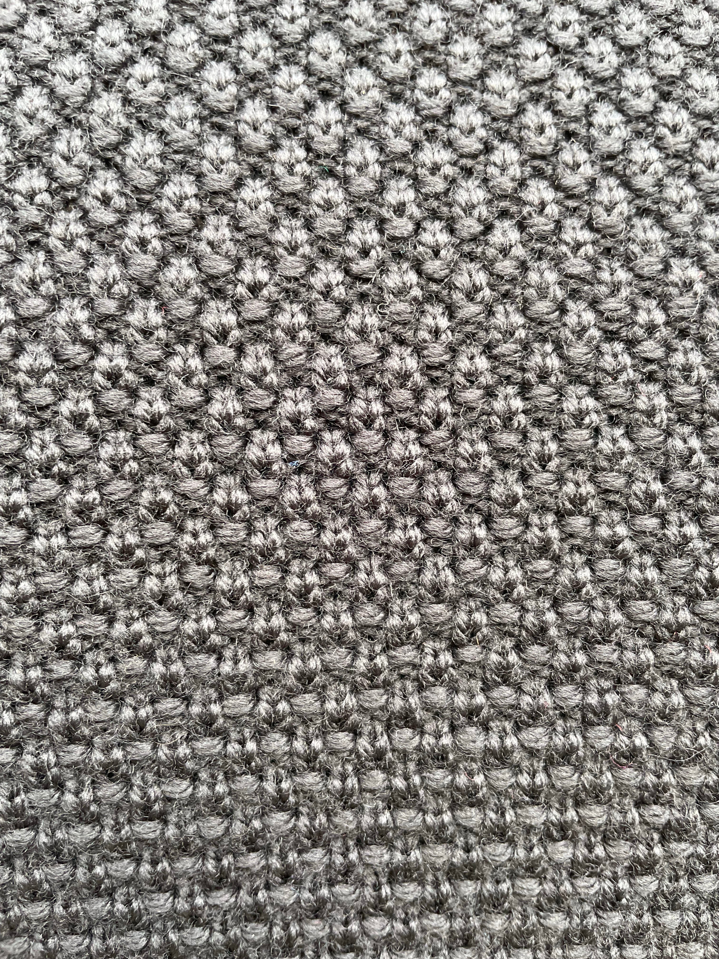 Assault Sweater - SLIM ARM - Black