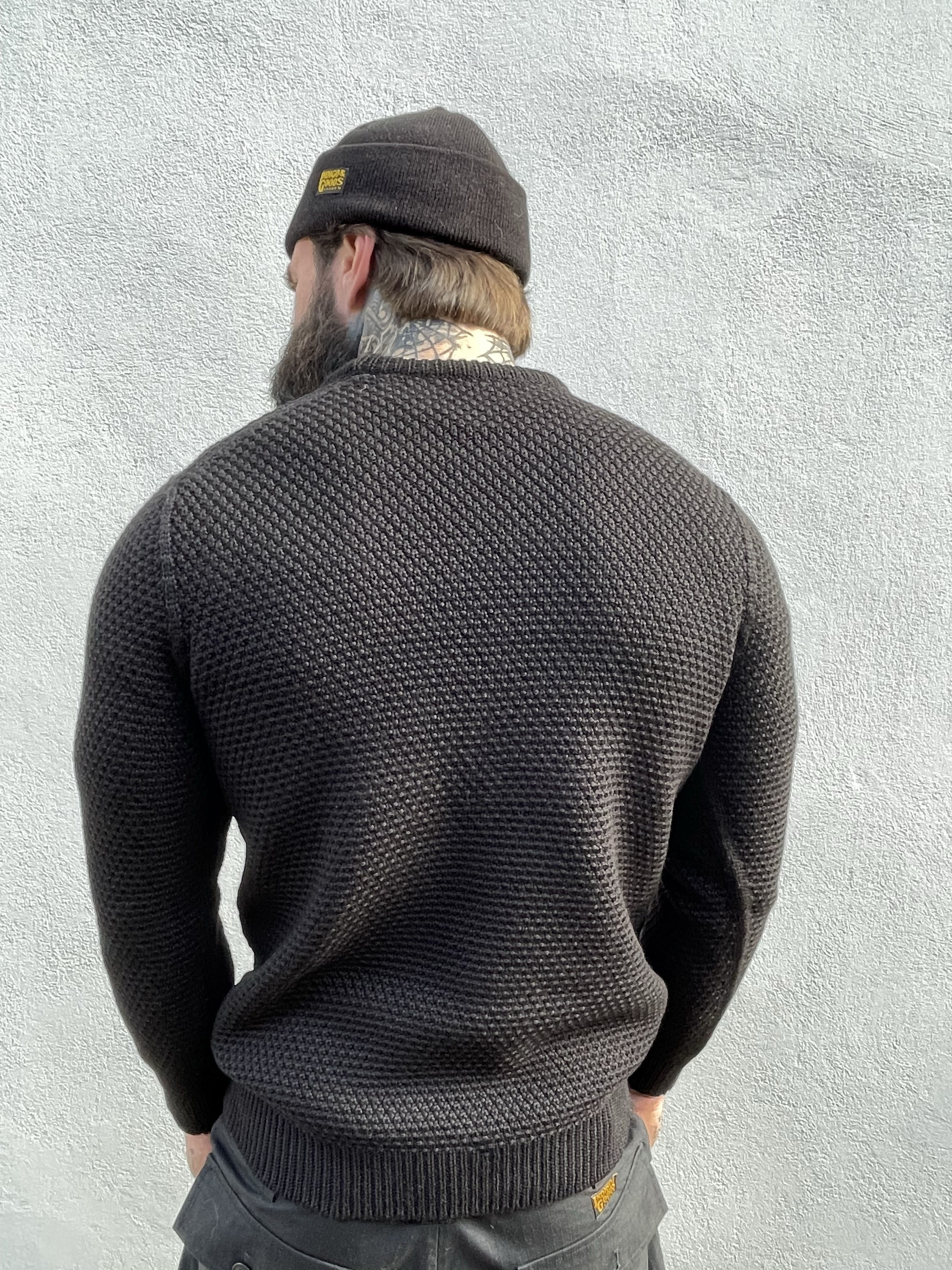 Assault Sweater - SLIM ARM - Black