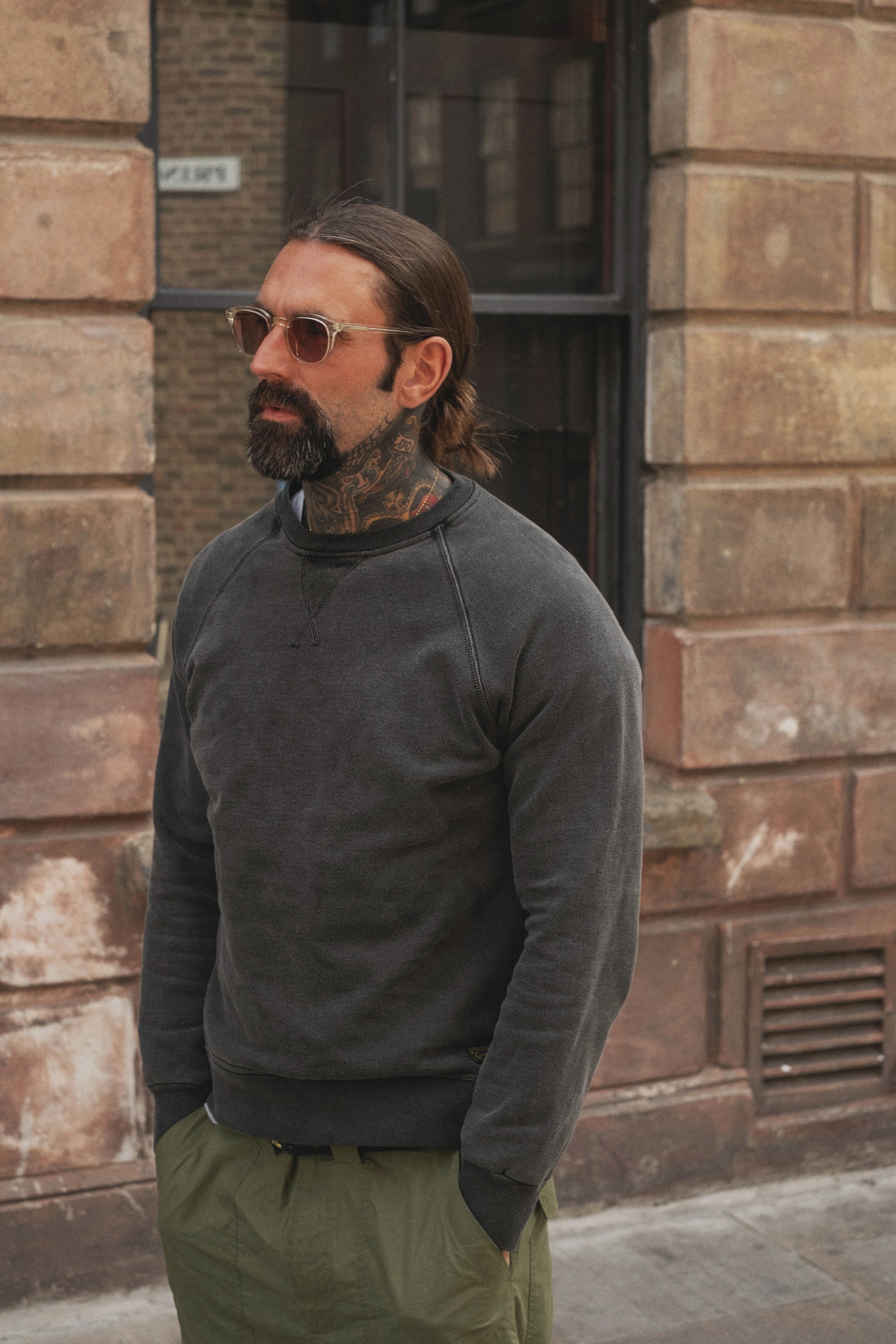 English Sweatshirt - Washed Charcoal