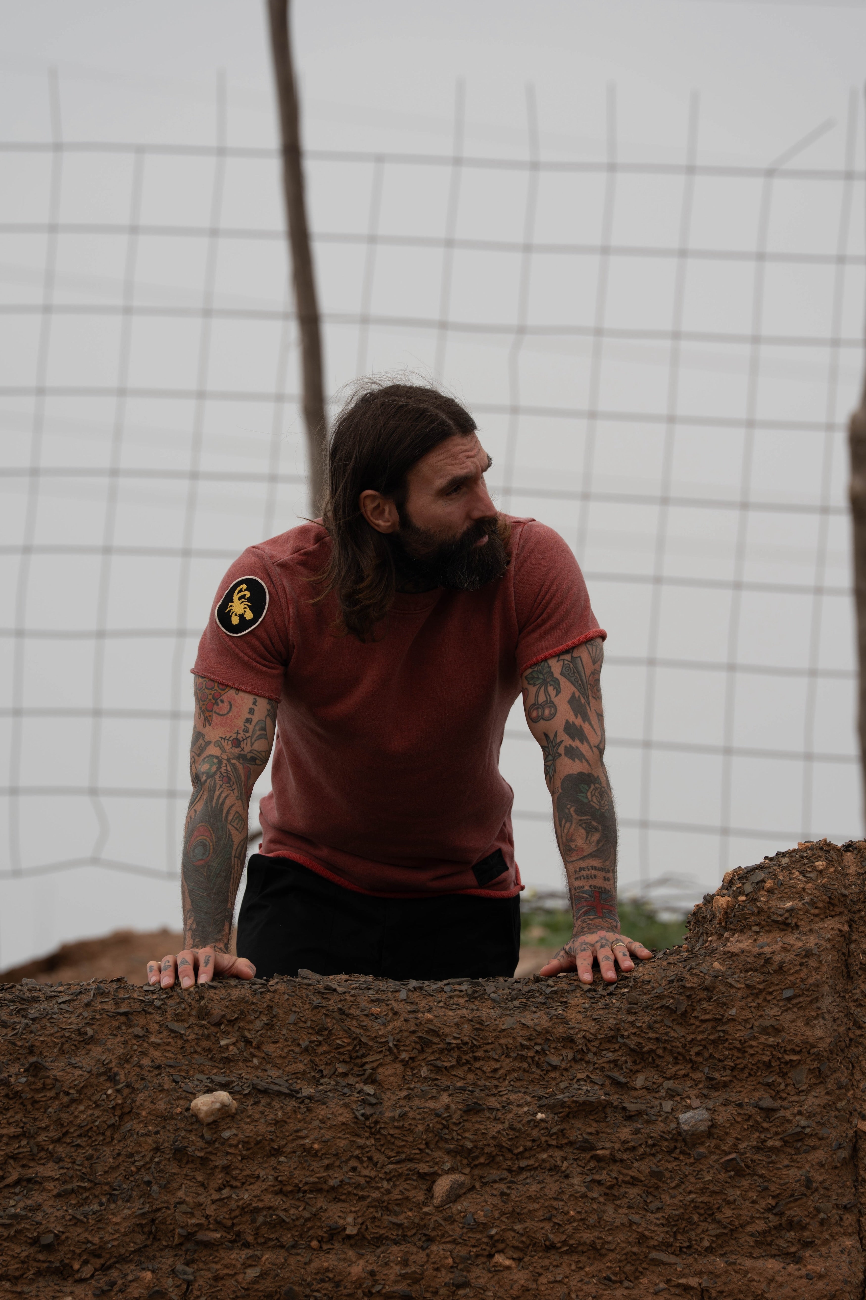 Scorpion Raw Tee - Red Mix