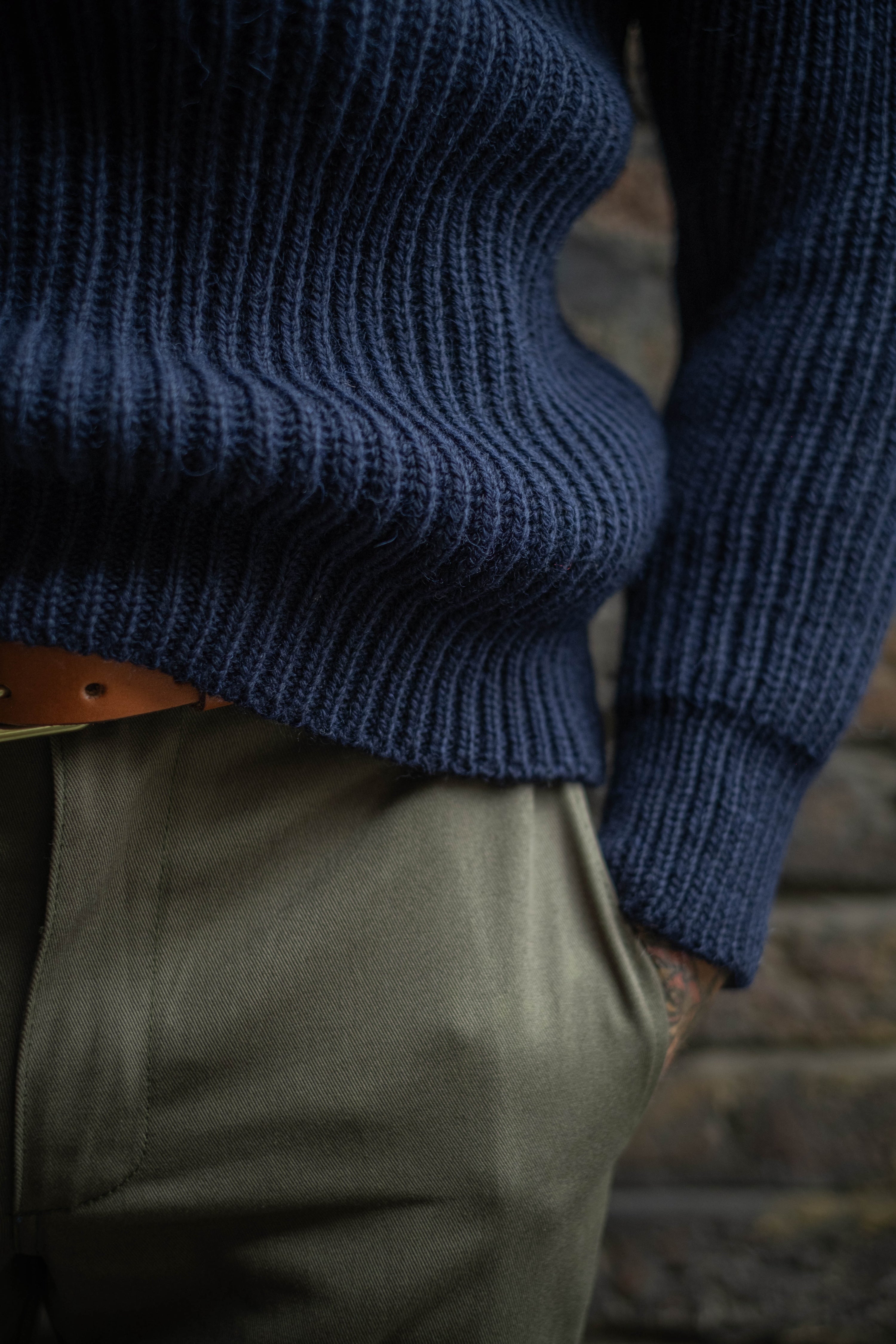Shooters Sweater - Navy