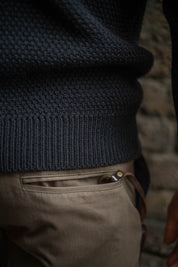 Assault Sweater - CONTOUR FIT - Black