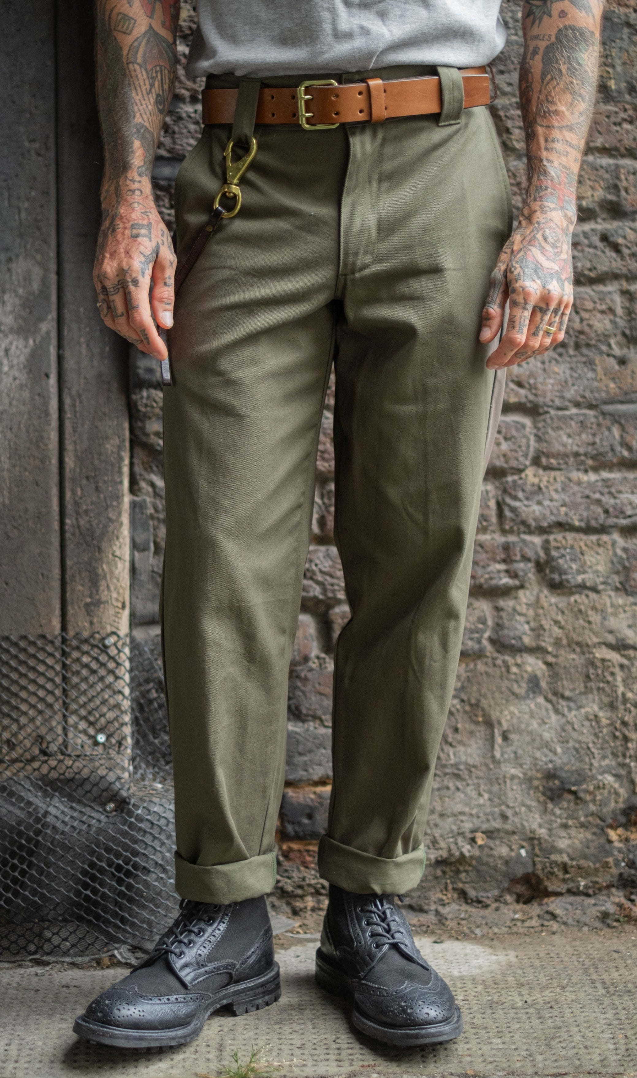 English Worker Trouser in Olive Drab Cotton Twill