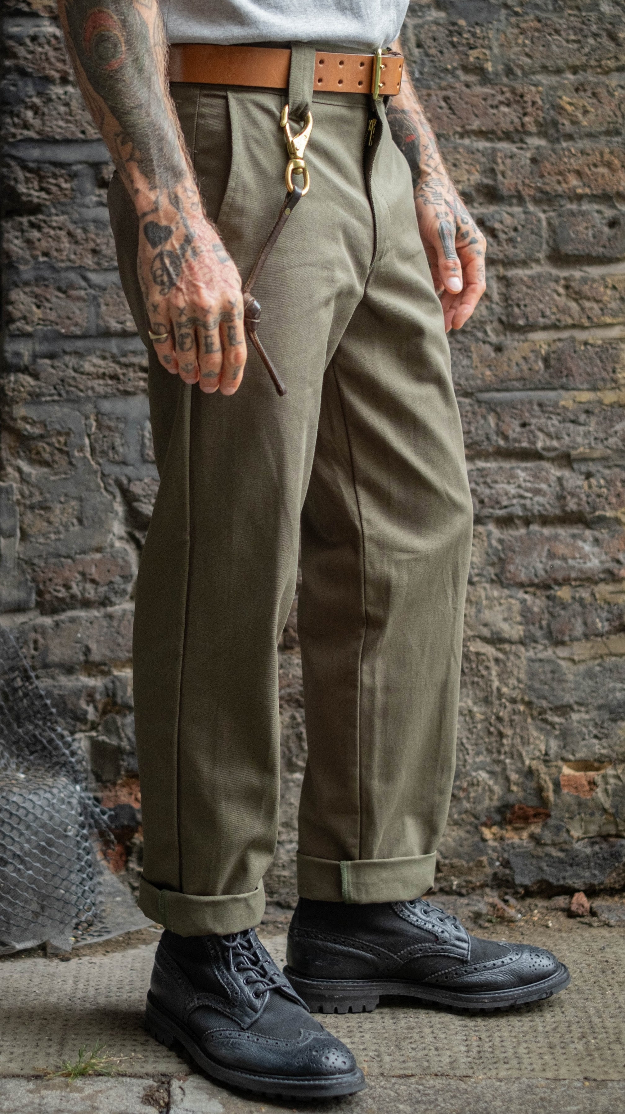 English Worker Trouser in Olive Drab Cotton Twill