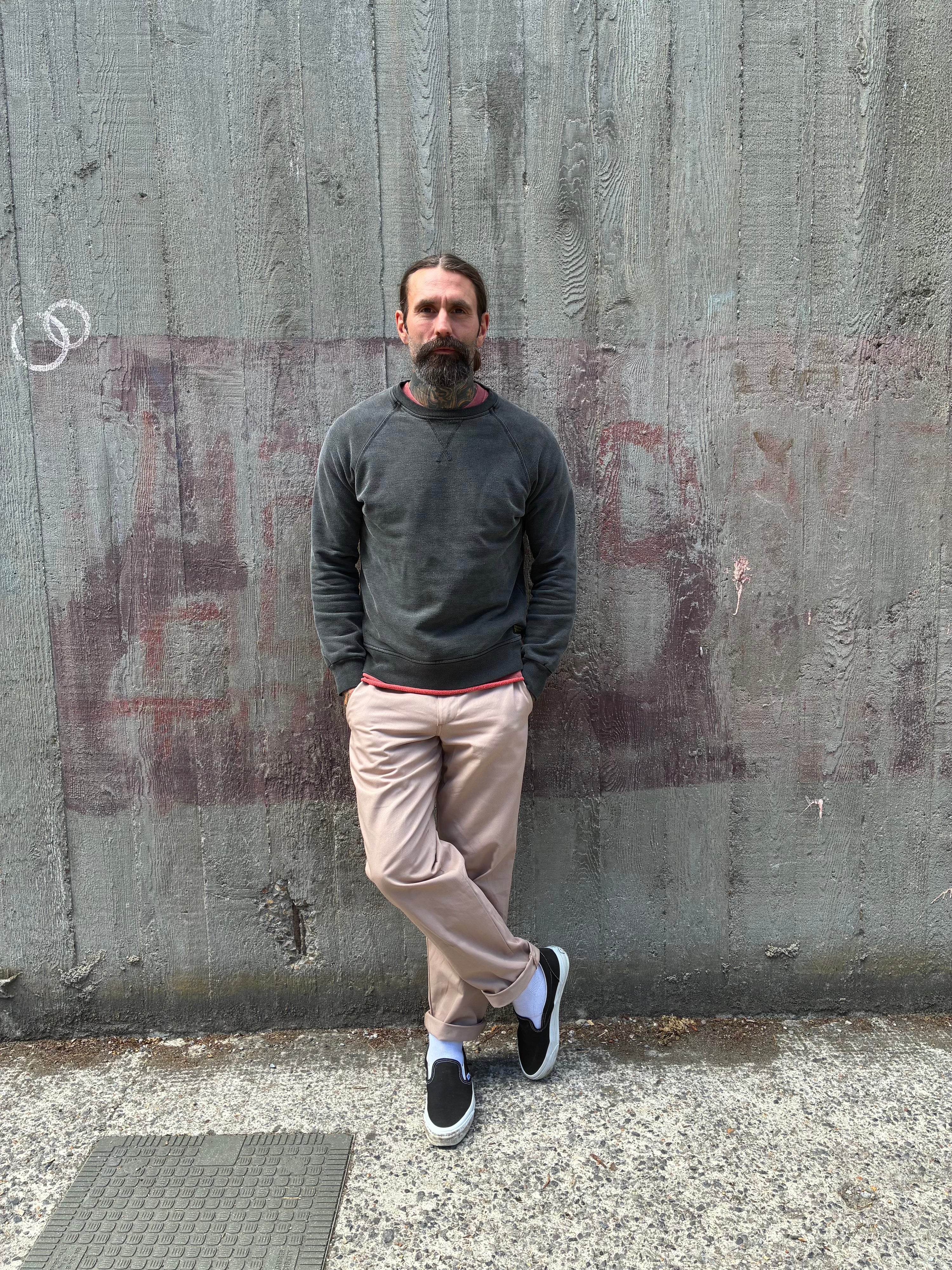 English Sweatshirt - Washed Charcoal