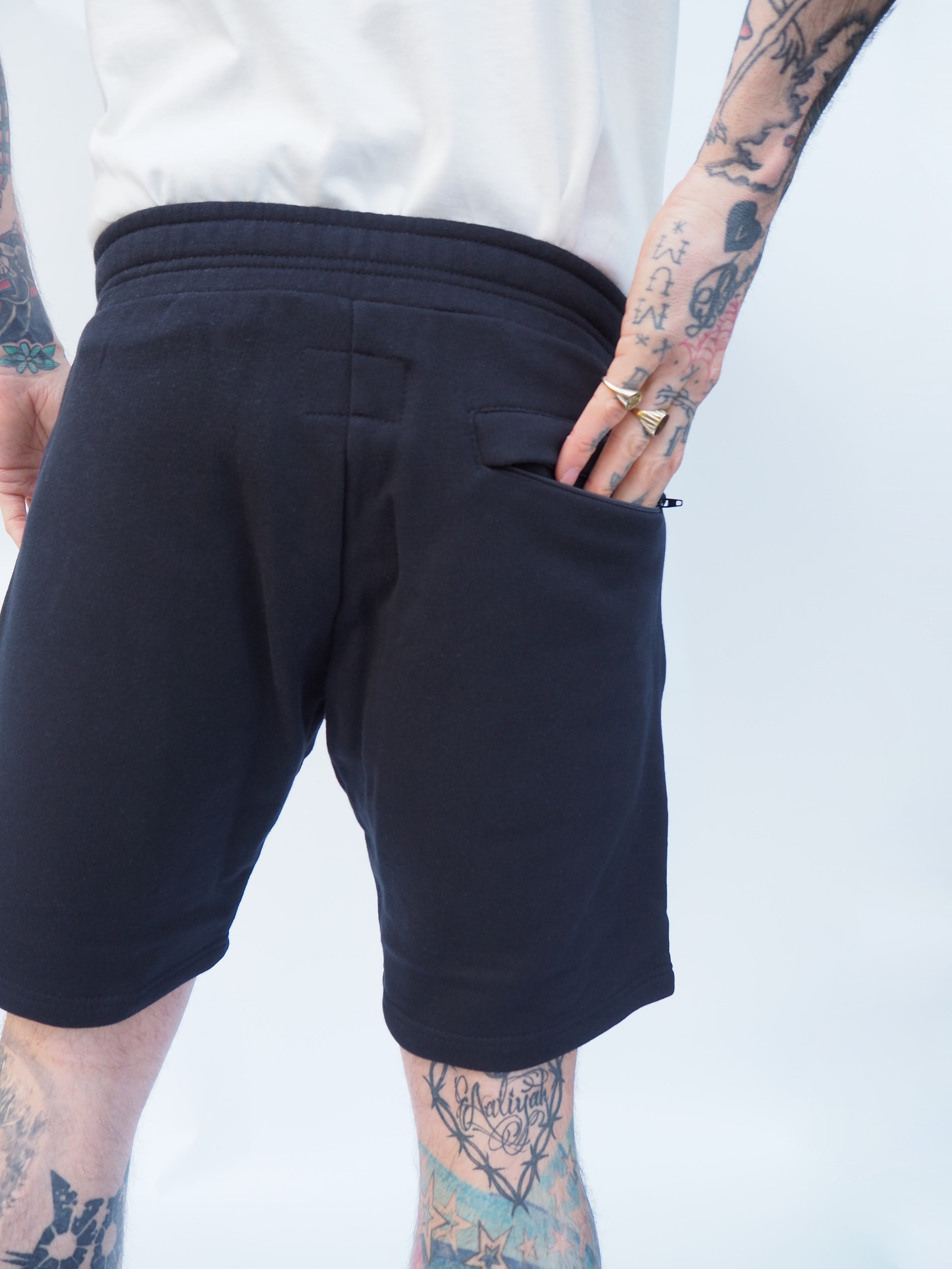 SCORPION GYM Shorts Black