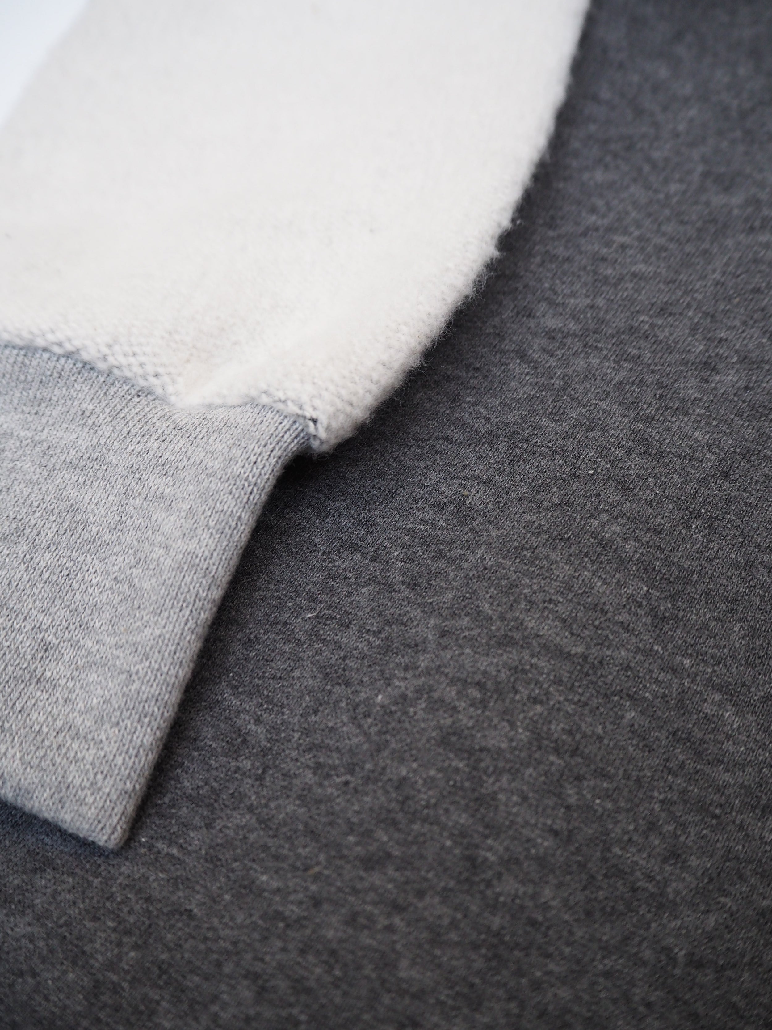 SCORPION GYM Shadow Shade Blocked Sweatshirt